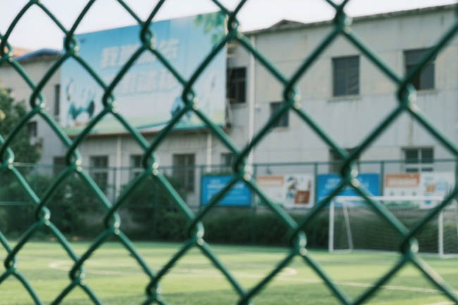 球场围网厂家怎么挑？河北犇顶告诉你 3 个核心标准(图2)