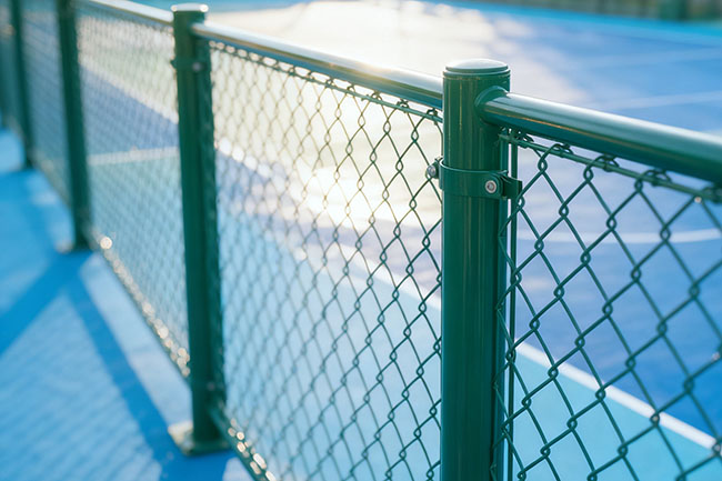 球场围网厂家怎么挑?3 个核心标准帮你选对不踩坑(图2) 球场围网厂家怎么挑?3 个核心标准帮你选对不踩坑(图2)