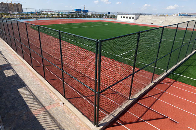 河北球场围网定制：精准适配场景，质价双优筑牢运动安全边界(图2)