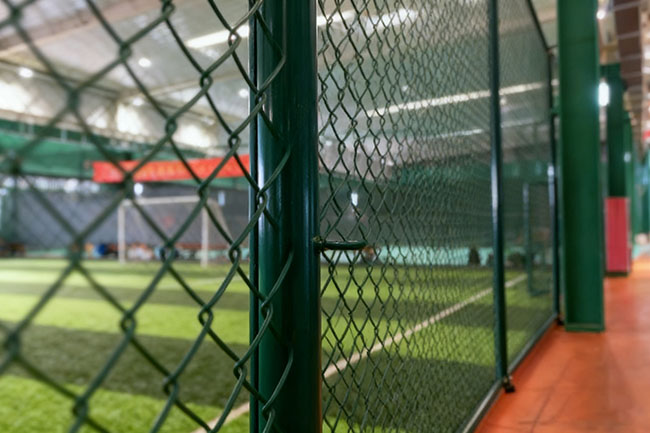 2025 年球场围网价格解析：多少钱一平米？影响因素与选购指南(图2)