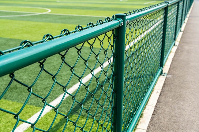 球场围网价差 3 倍,差的是材质还是智商税?(图2) 球场围网价差 3 倍,差的是材质还是智商税?(图2)