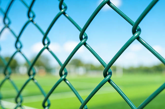 2025 球场围网价格指南：多少钱一平米？选对不超支的实用攻略(图2)